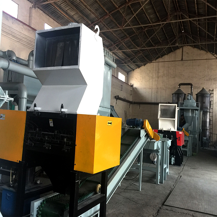 廢舊輪胎處理設(shè)備圖1.jpg